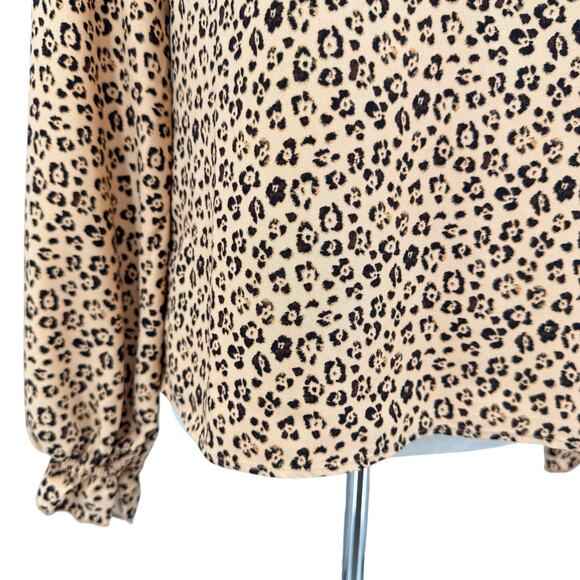 Rachel Parcell Leopard Animal Print Long Sleeve Ruffle Shoulder V-neck Blouse - Picture 9 of 15